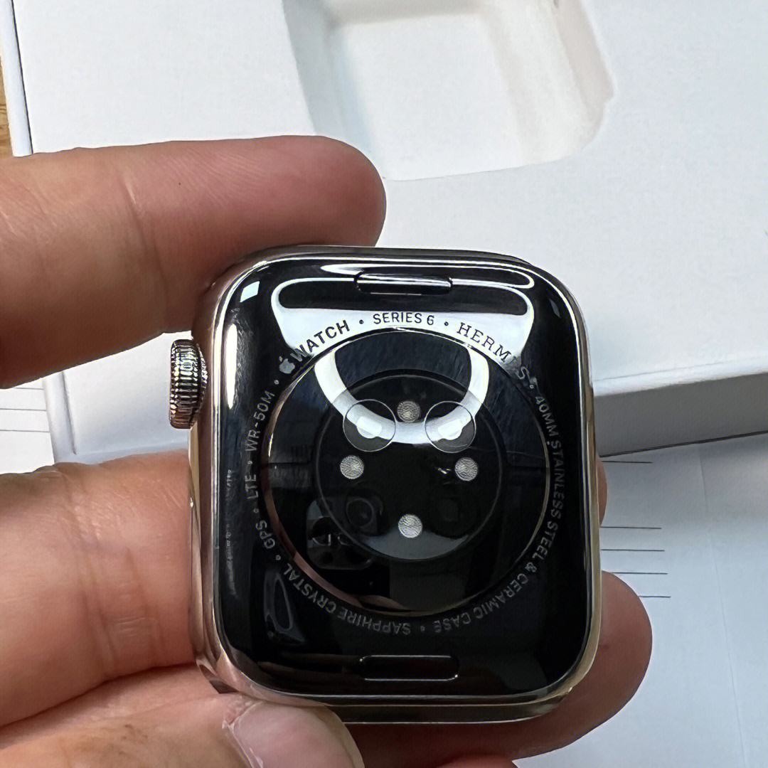 苹果手表6蜂窝版颜色不对applewatch6查颜色不对-第1张图片-太平洋在线下载